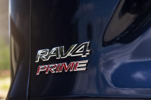 Toyota RAV4 Prime SE 2020 года 